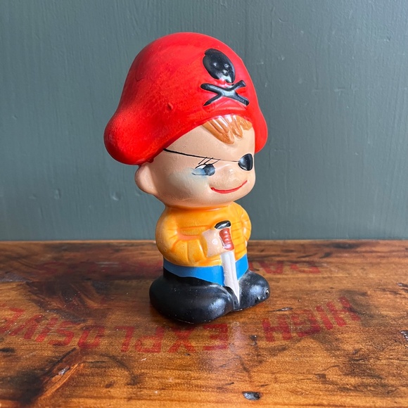 Vintage Mini Ceramic Pirate Piggy Bank - Picture 4 of 7